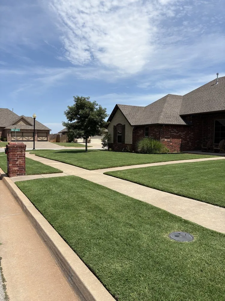 Custom yard cleanup service experts serving El Reno, OK - CB Landscaping