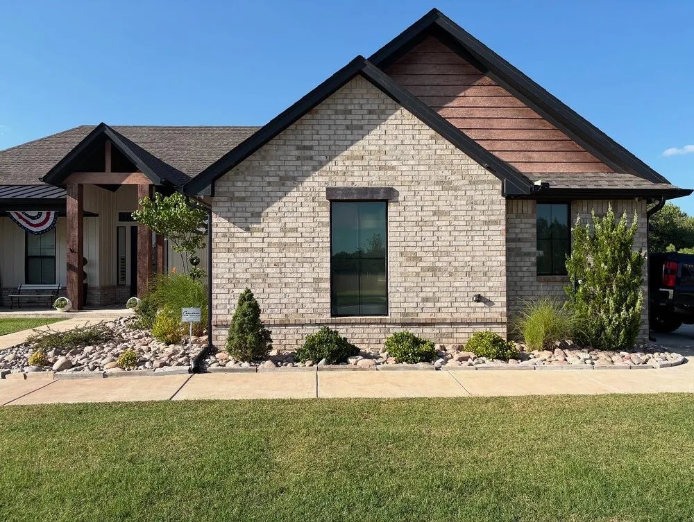 Reliable yard maintenance for year-round maintenance in El Reno, OK by CB Landscaping