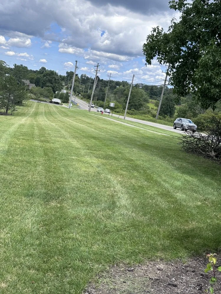 Expert lawn care service in Cuyahoga Falls, OH by Cb Reliable Lawncare