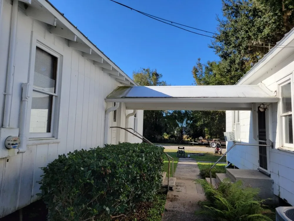 Affordable lawn care service in Hawthorne, FL by CB2 Skilled Tradesmen