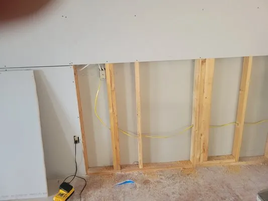 CB2 Skilled Tradesmen