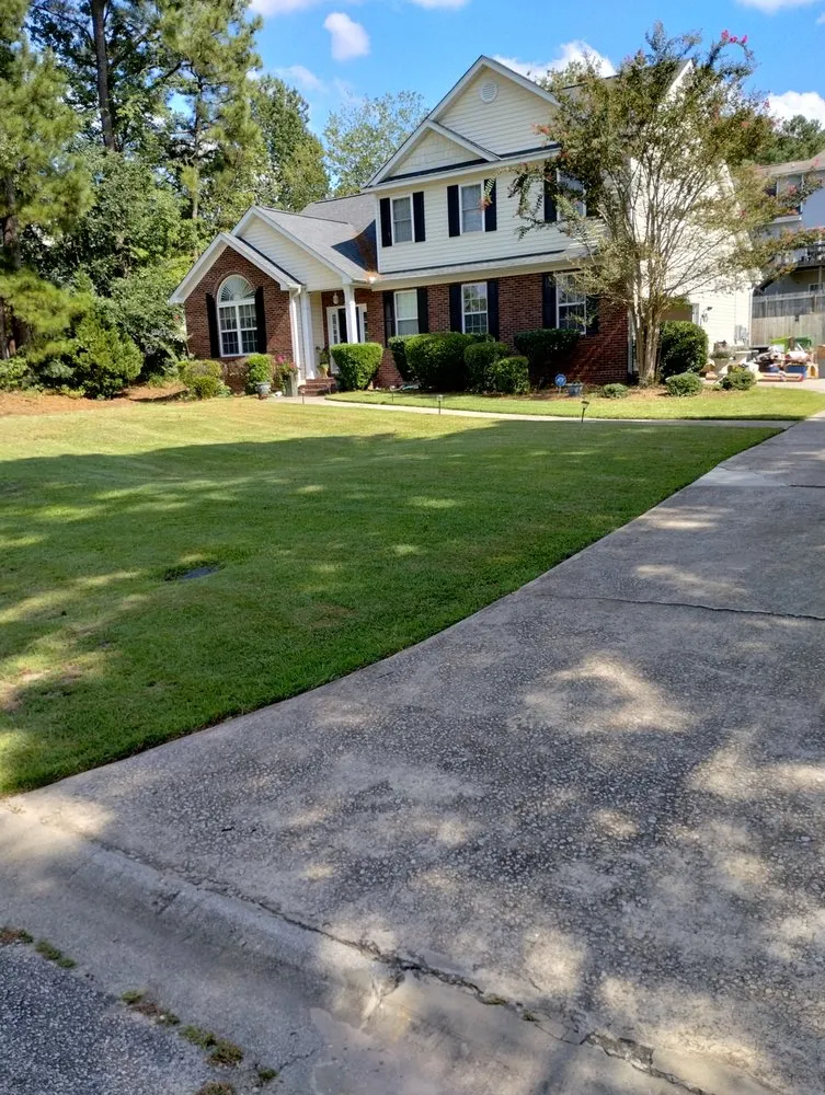 Affordable yard cleanup service in Columbia, SC - CB4 Landscaping and Lawncare