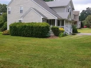 Top-rated garden landscaping experts serving West Des Moines, IA - CBB Landscaping Services