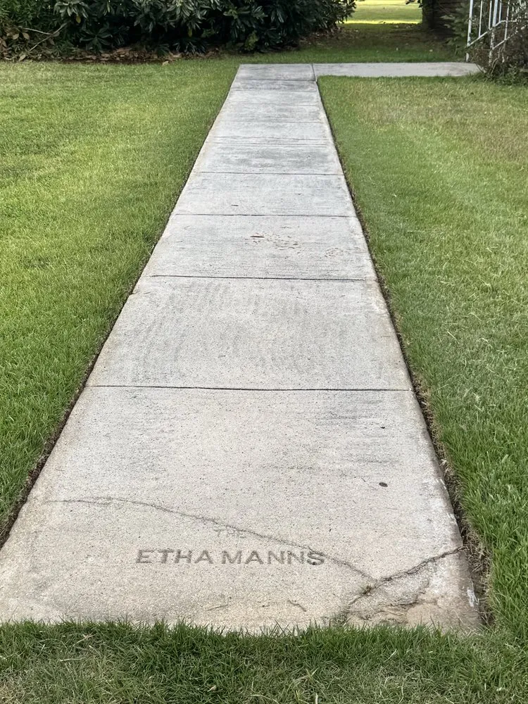 Affordable yard cleanup service in Macon, GA - CBC Lawncare