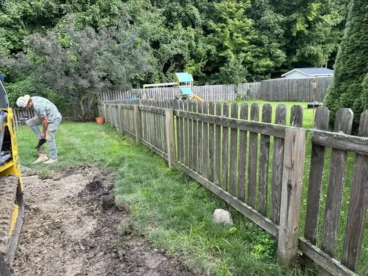 CBL Landscaping & Construction Logo