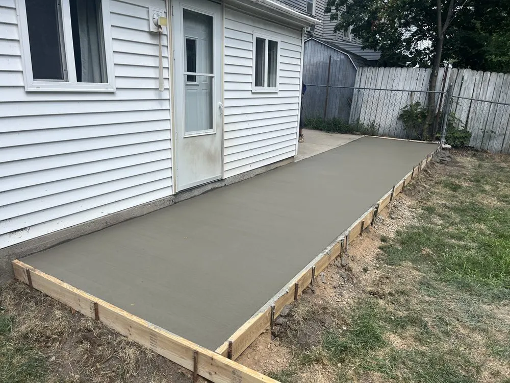 Custom landscape installation in Grant, MI - CC Building And Outdoor Services