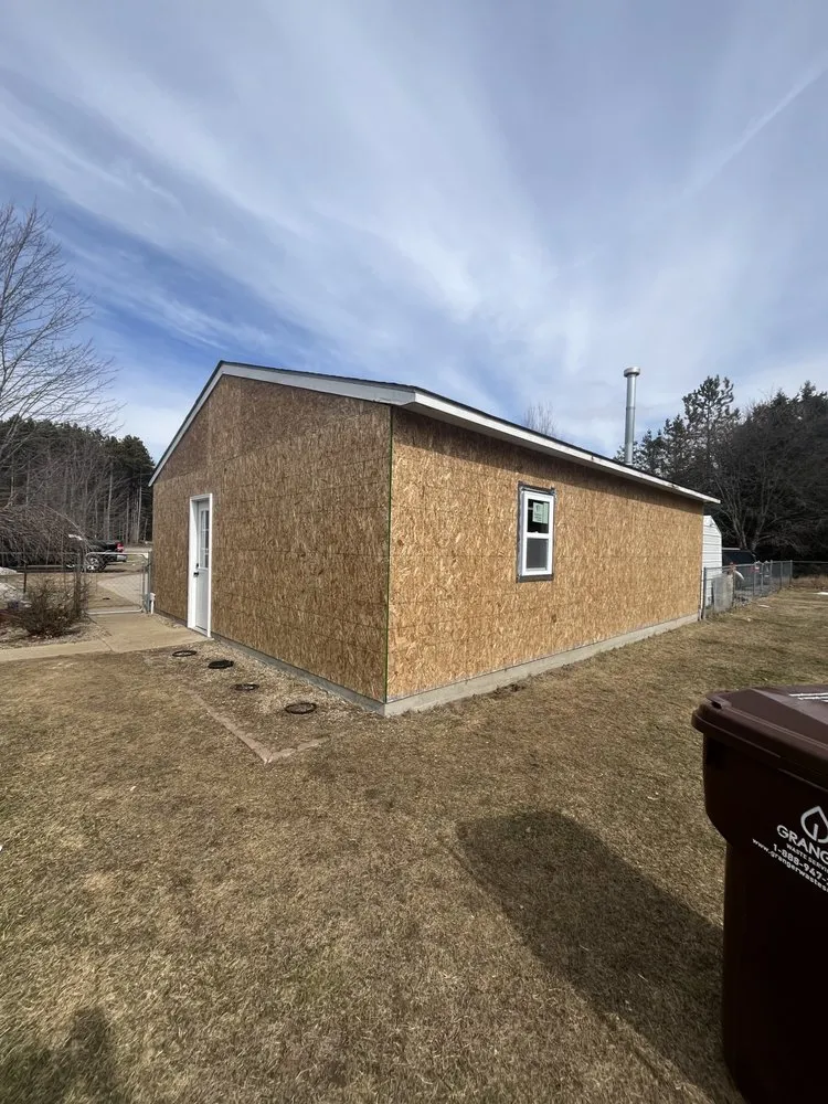 Reliable yard maintenance in Grant, MI - CC Building And Outdoor Services