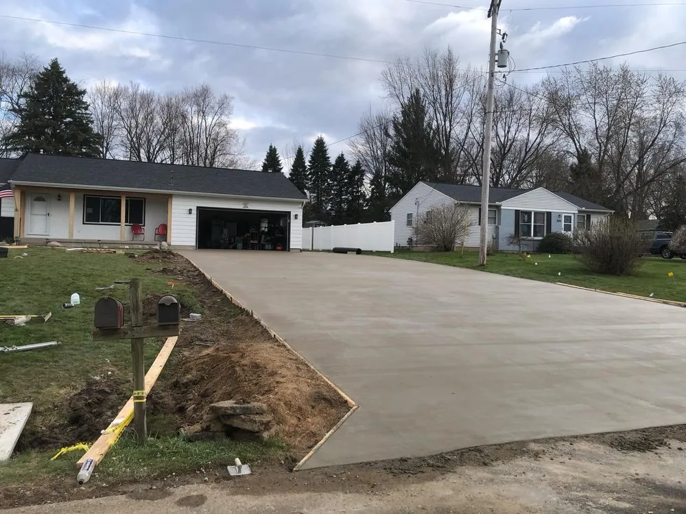 Custom yard maintenance near you in Grant, MI by CC Building And Outdoor Services