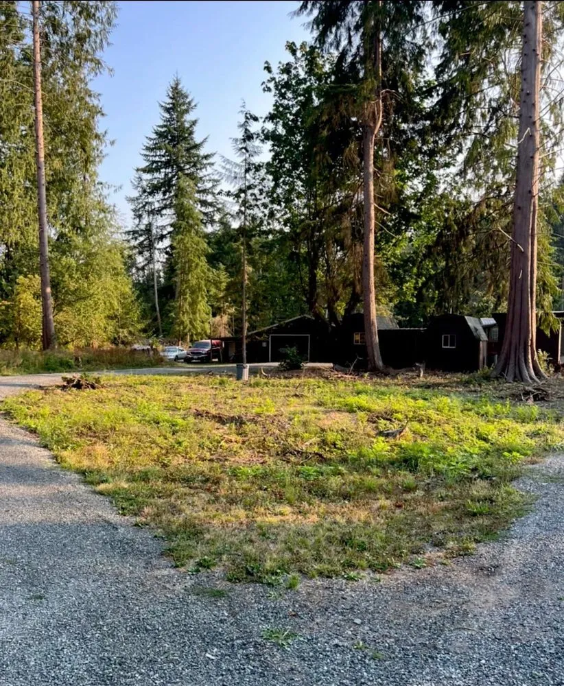 Custom garden landscaping experts serving Snohomish, WA - CC Concrete & Landscape