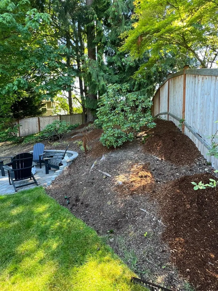 Local lawn mowing service in Snohomish, WA - CC Concrete & Landscape