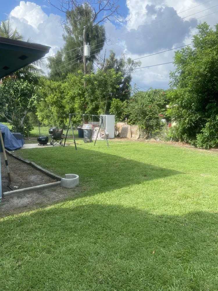 Custom lawn mowing service in Naples, FL - C&C Does It All