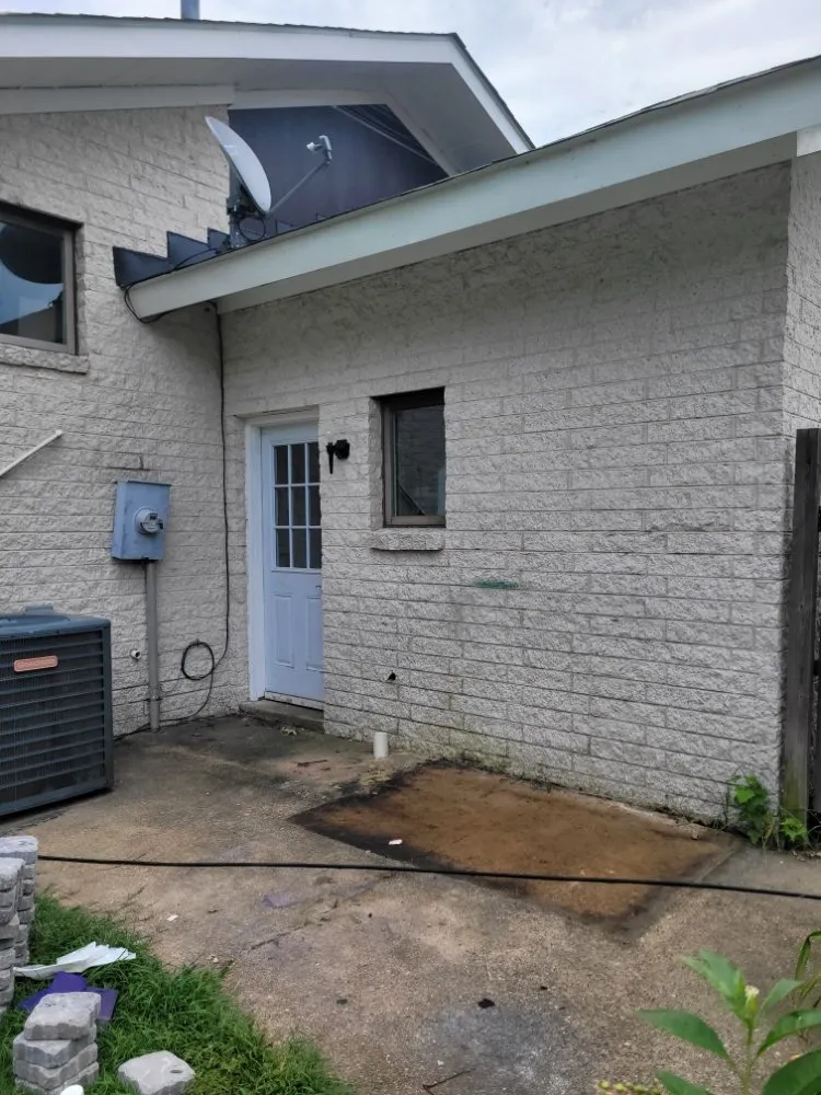 Reliable yard maintenance for homes in Shiloh, NC by C&C Family Power Washing