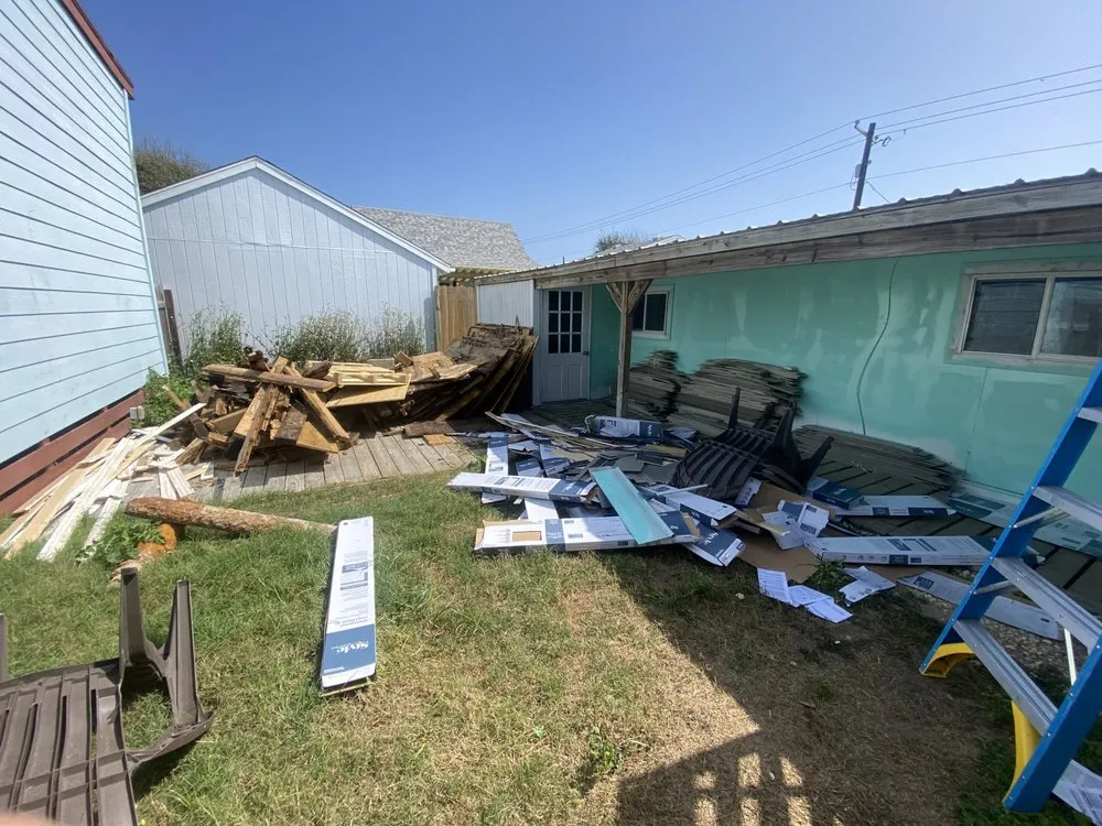 Professional yard maintenance in Corpus Christi, TX - CC Junk Removal