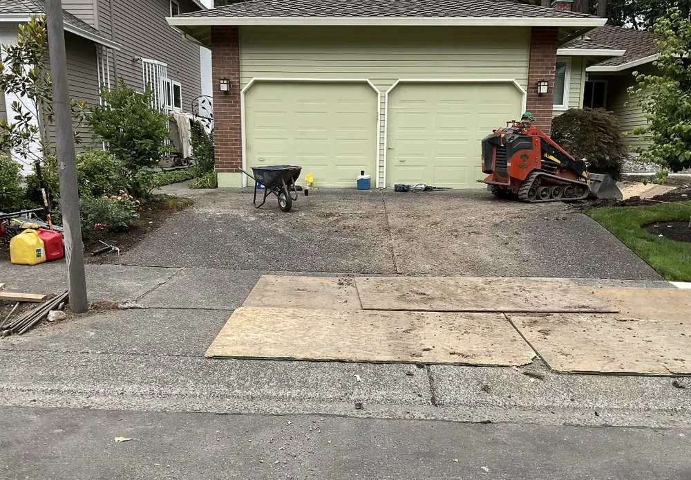 Expert outdoor landscaping for beautiful yards across Woodburn, OR - CC Landscape