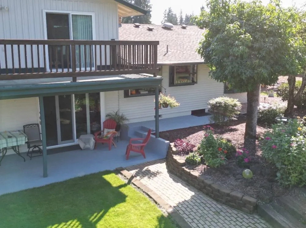 Local lawn care service for residential properties in Woodburn, OR by CC Landscape