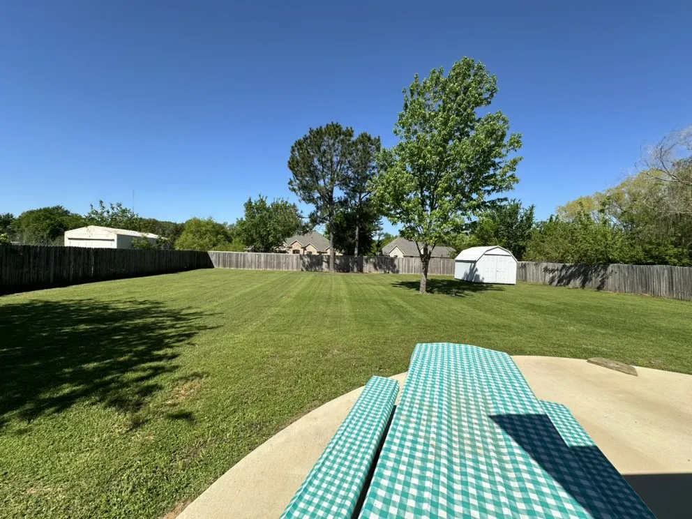 Expert garden landscaping in Durant, OK by C&C Landscaping