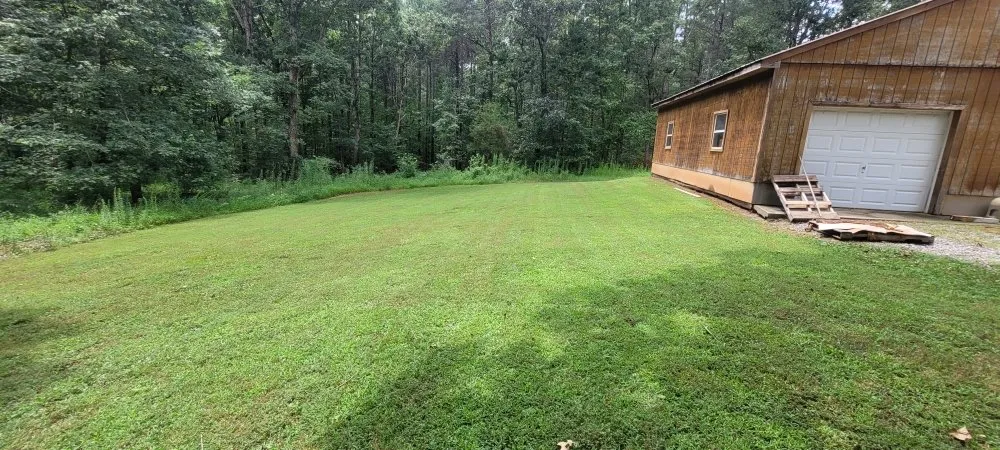 Top-rated lawn care service in Bumpass, VA by C&C Lawn Care