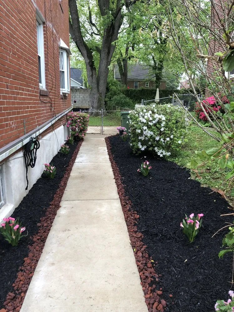 Professional garden landscaping experts serving Baltimore, MD - C&C Lawn Care,Moving & Trash Removal