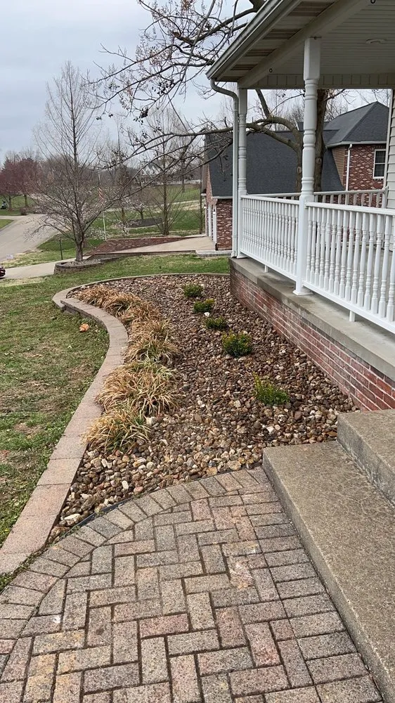 Reliable yard maintenance in Chaffee, MO by C&C Lawns