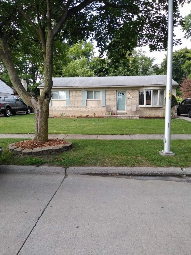 Trusted garden landscaping for year-round maintenance in Wayne, MI by C&C Renovators