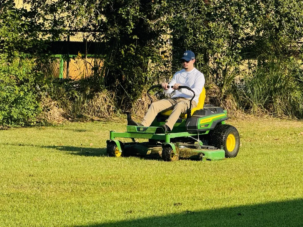 Trusted landscaping services experts serving Youngsville, LA - CCC Galvez