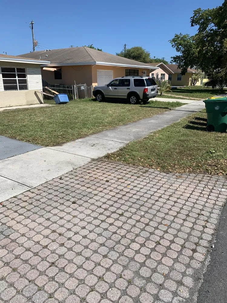 Trusted landscape design experts serving Lauderdale Lakes, FL - CCC lawn care & Trash Pick-up