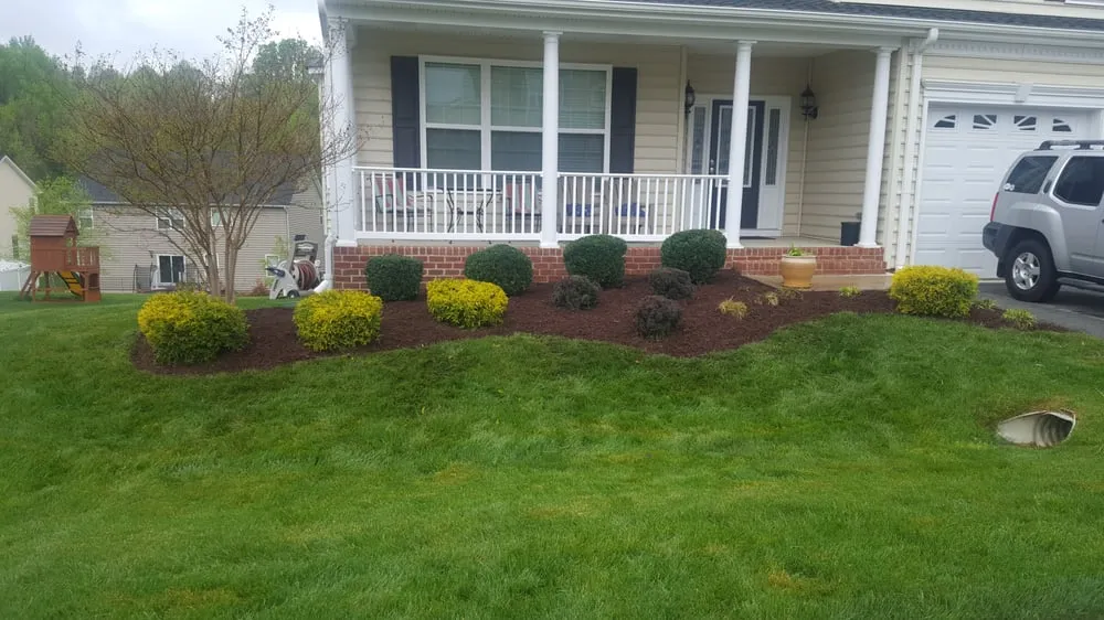 Trusted yard cleanup service in Waldorf, MD by CC&D Landscaping Services