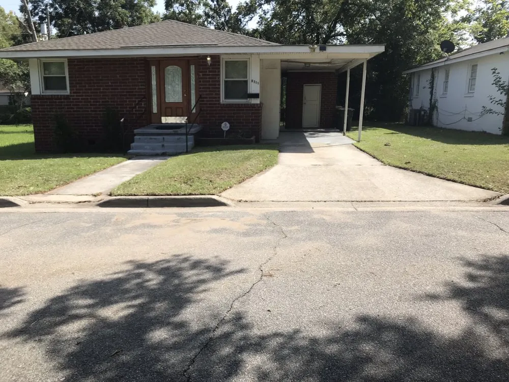 Professional garden landscaping in Savannah, GA - CCH Curb Appeal Landscaping