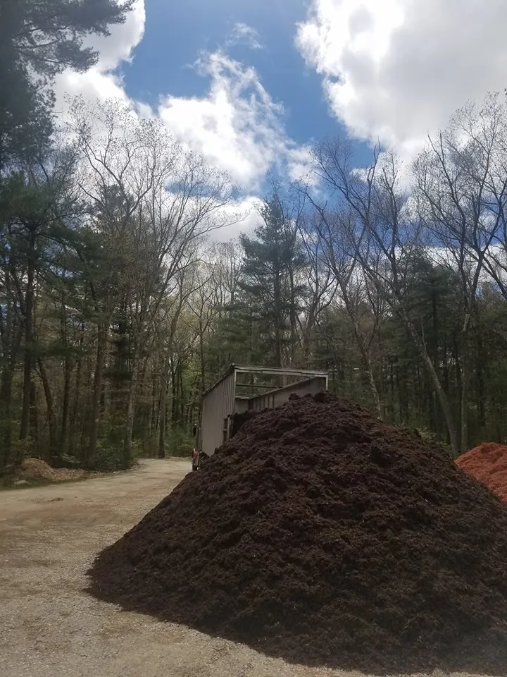 Reliable lawn care service experts serving Charlton, MA - CCL Landscaping