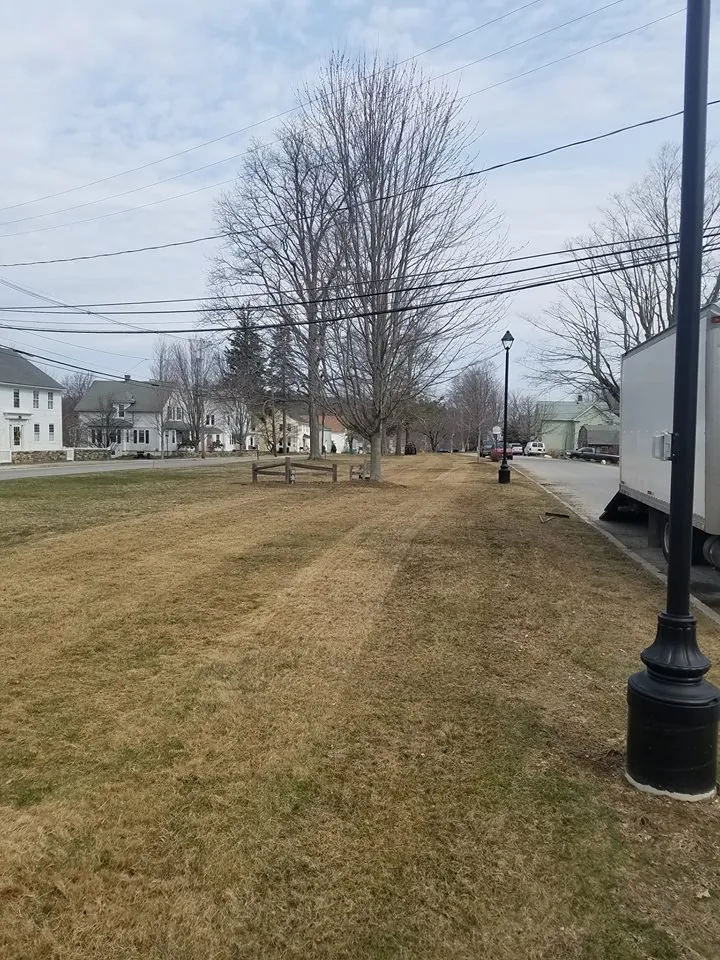 Local lawn care service experts serving Charlton, MA - CCL Landscaping