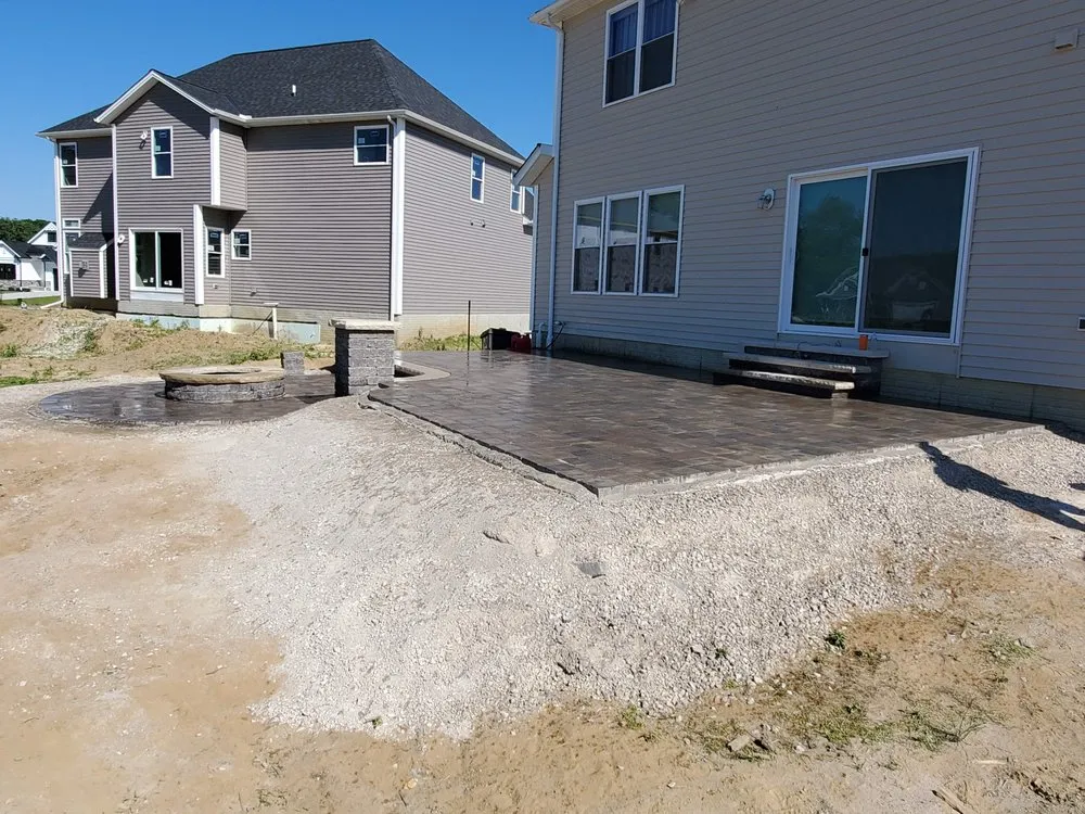 Top-rated yard maintenance with custom design across Mayfield Heights, OH - CC's Landscaping