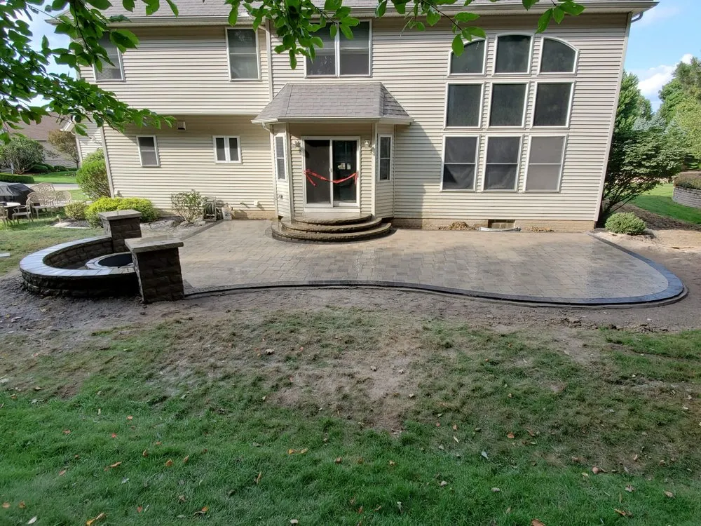 Local outdoor landscaping experts serving Mayfield Heights, OH - CC's Landscaping