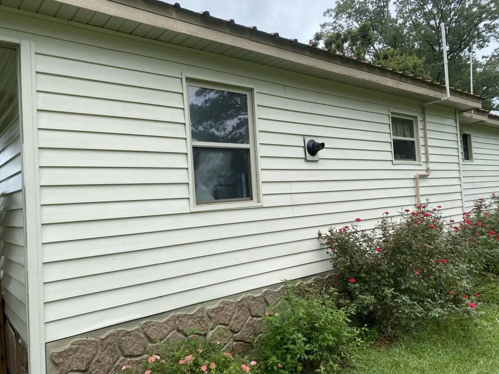 Affordable residential landscaping in Garrison, TX by C&D Lawn Care & Pressure Washing