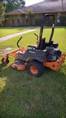 C&D Lawn Service Logo