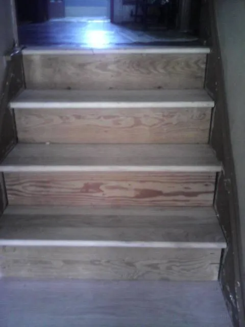 Custom lawn mowing service for homes in Cleveland, OH by CDB Tech & Landscaping