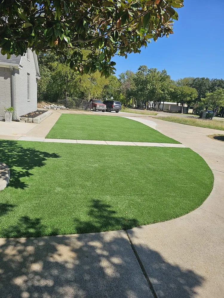 Local yard maintenance for homes across Las Vegas, NV - CDLV Landscape