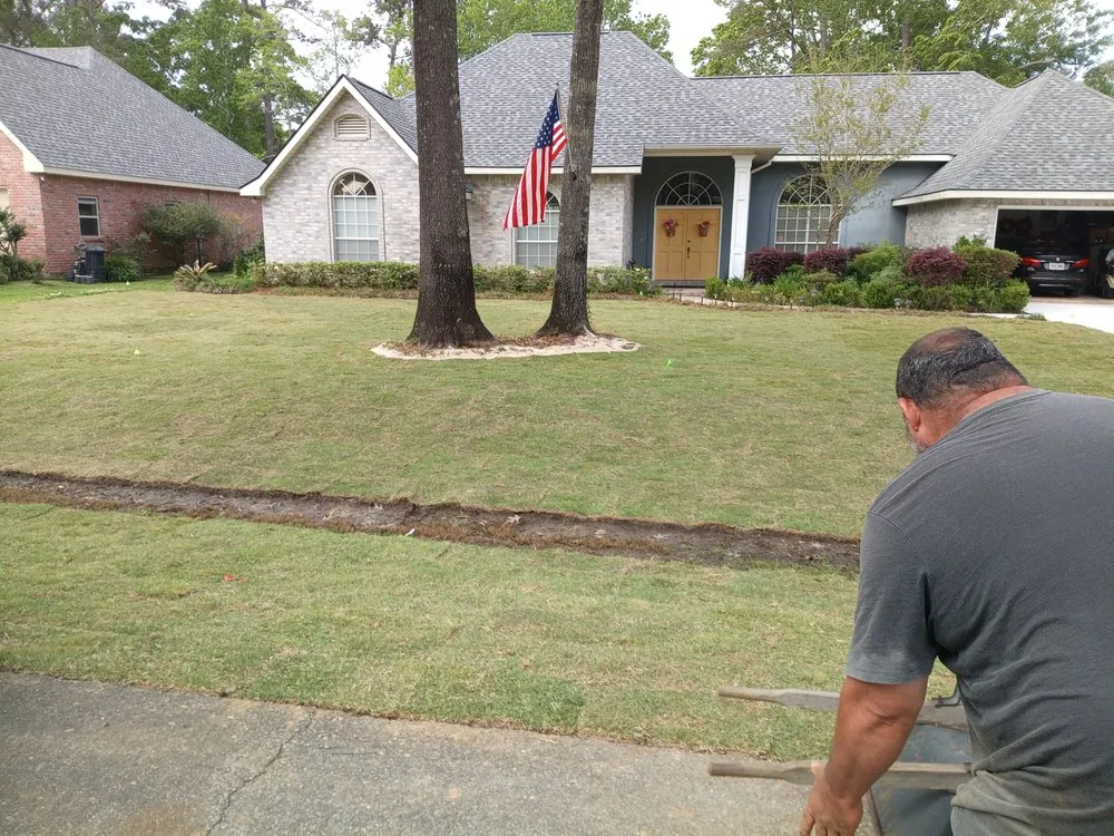 Top-rated residential landscaping in Covington, LA by CDM Sod