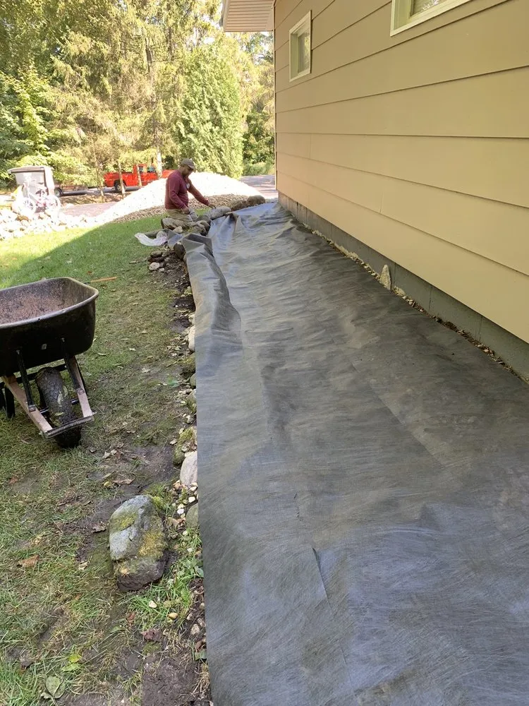 Custom garden landscaping in Delavan, WI by CDN Landscaping & Lawncare