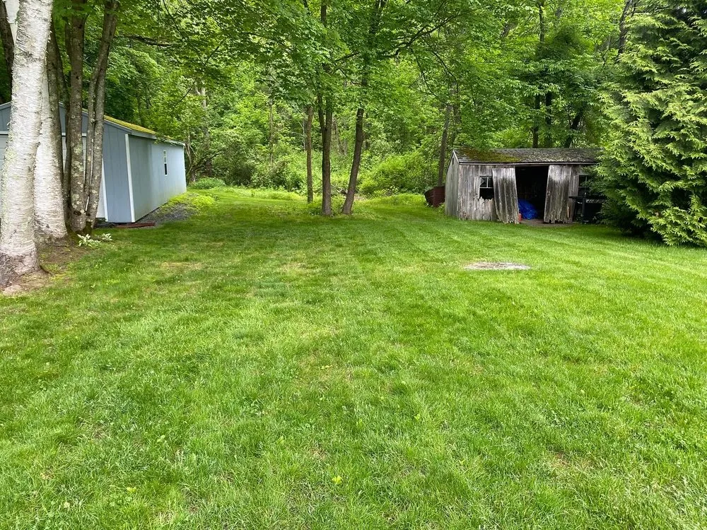 Local lawn care service for homes in Methuen, MA by Cdr Landscaping