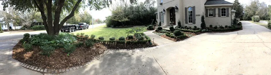 Custom residential landscaping in Slidell, LA by CDR Landscaping