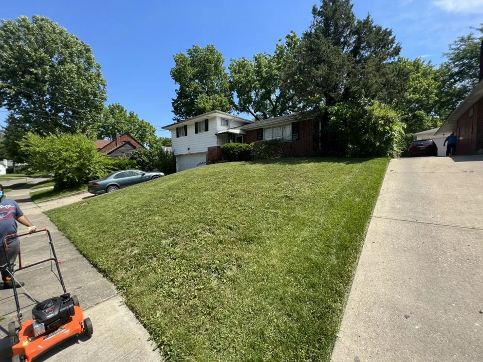 Local yard maintenance in Dayton, OH - CE & DD Properties
