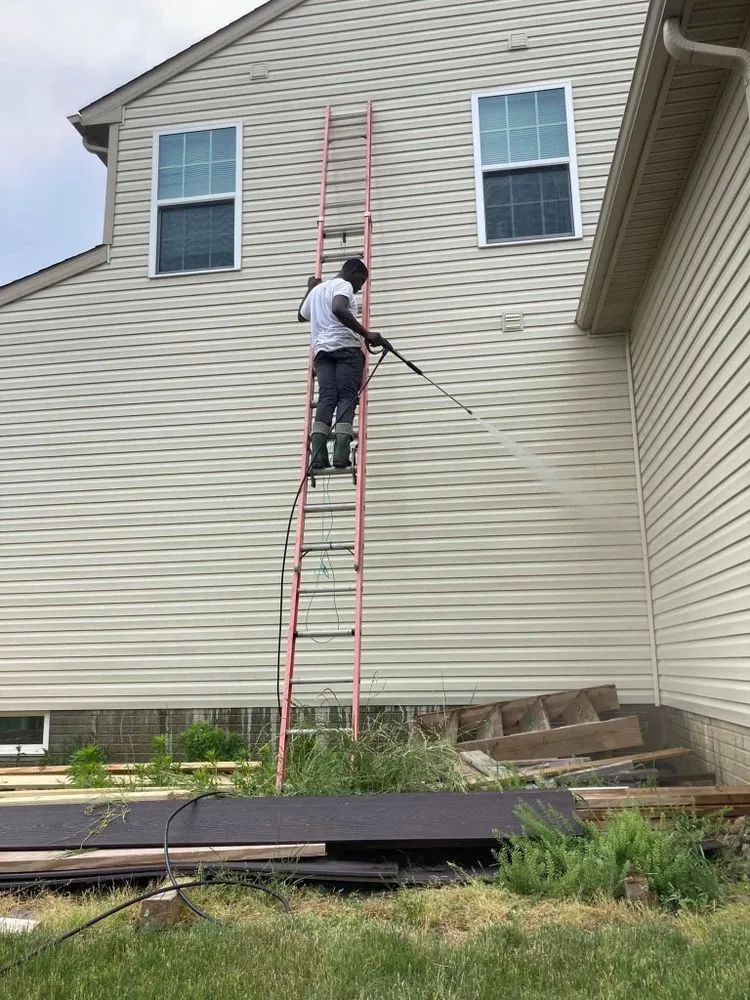 Trusted landscaping services in Lorain, OH - C&E Landscaping And Powerwash Service