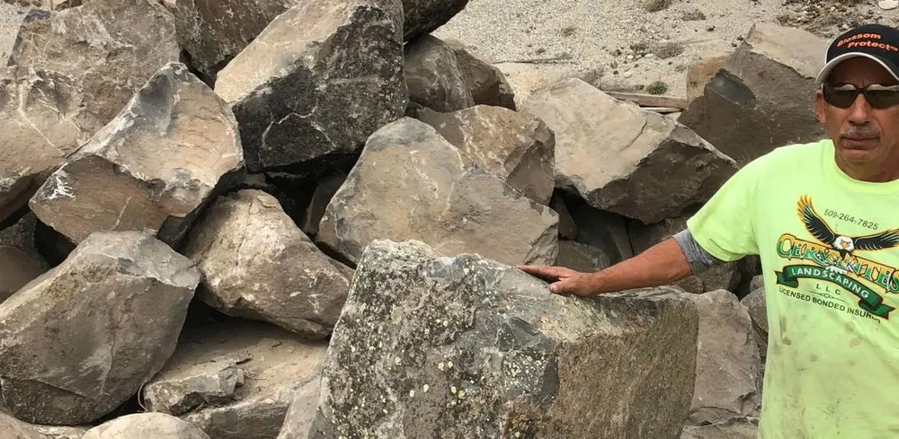 Reliable yard cleanup service for year-round maintenance in Wenatchee, WA by C&E Landscaping