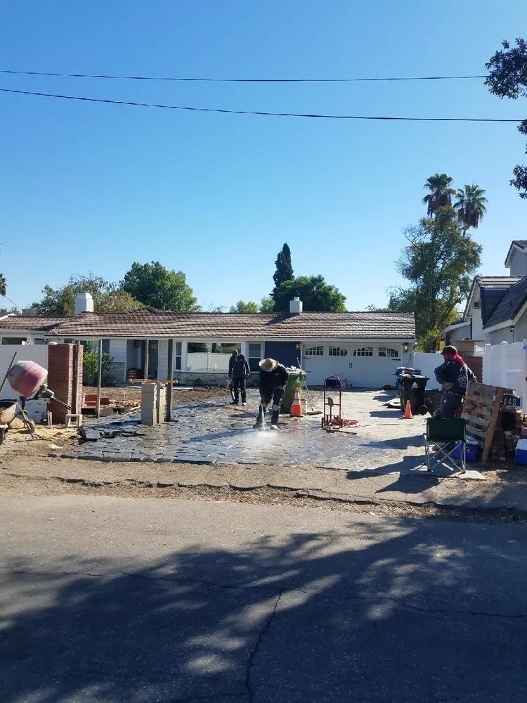 Local garden landscaping for year-round maintenance in Van Nuys, CA by CEA Landscapes