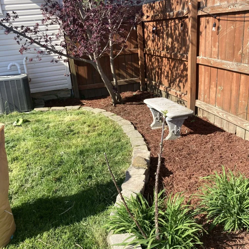 Professional lawn mowing service in Reynoldsburg, OH by Ceaser’s Lawn Care