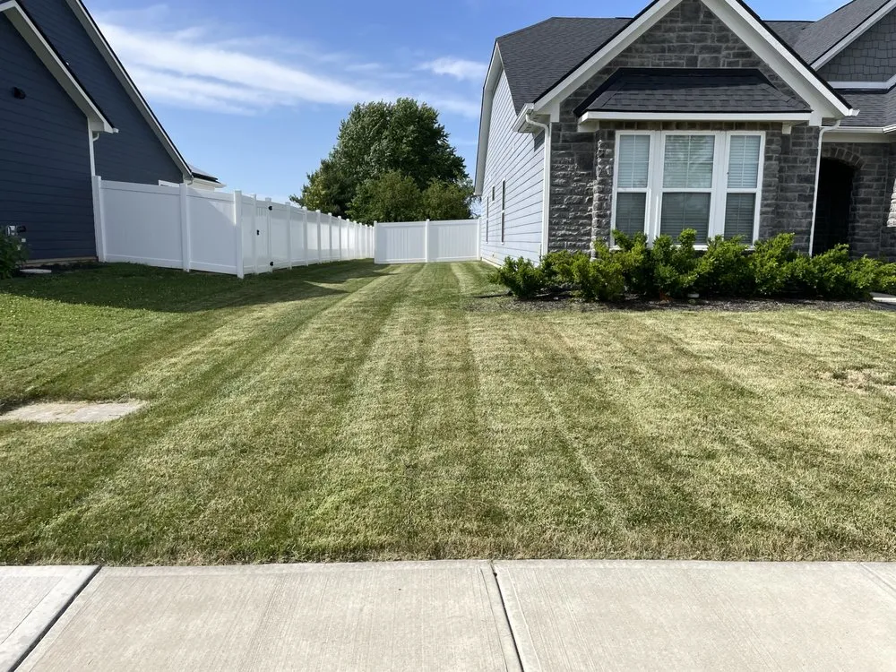 Trusted lawn care service for homes in Indianapolis, IN by Cecilia Scapes