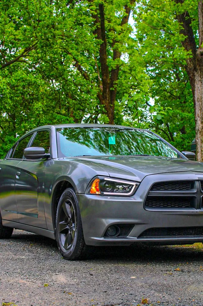 Expert lawn mowing service experts serving Burlington, NC - Cecilio Services