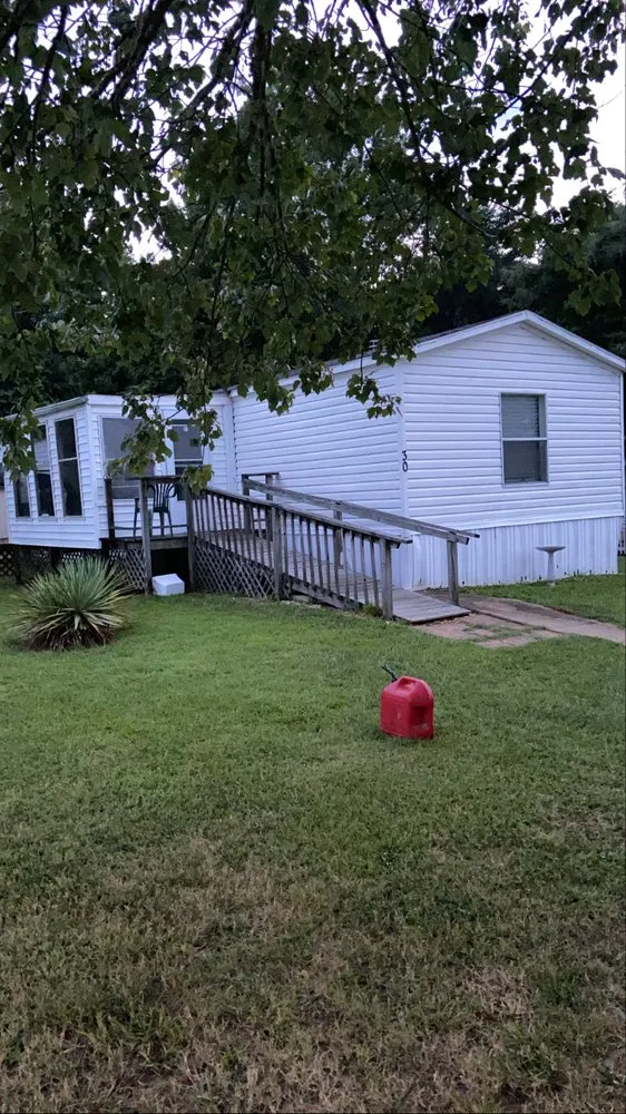 Reliable landscape installation experts serving Burlington, NC - Cecilio Services