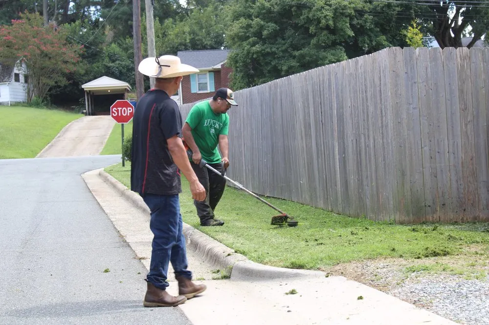 Professional landscaping services in Burlington, NC by Cecilio Services