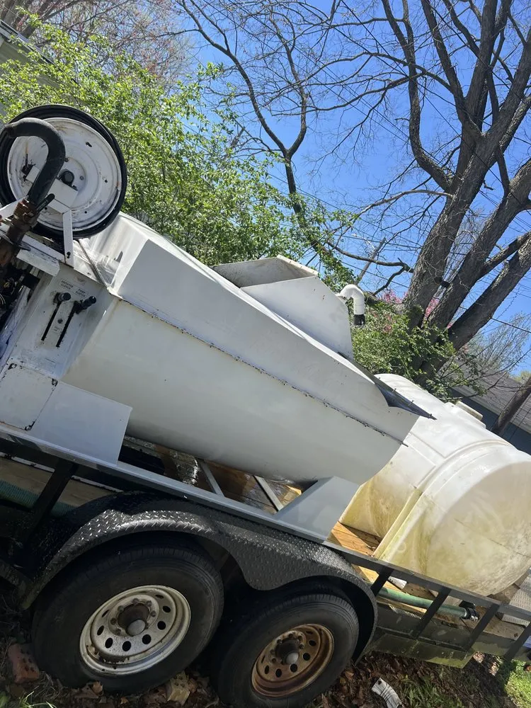 Reliable yard maintenance in Dayton, OH by Cecil’s Hydroseeding